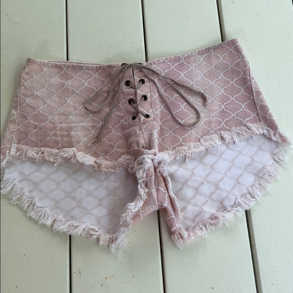 Indah Shorts